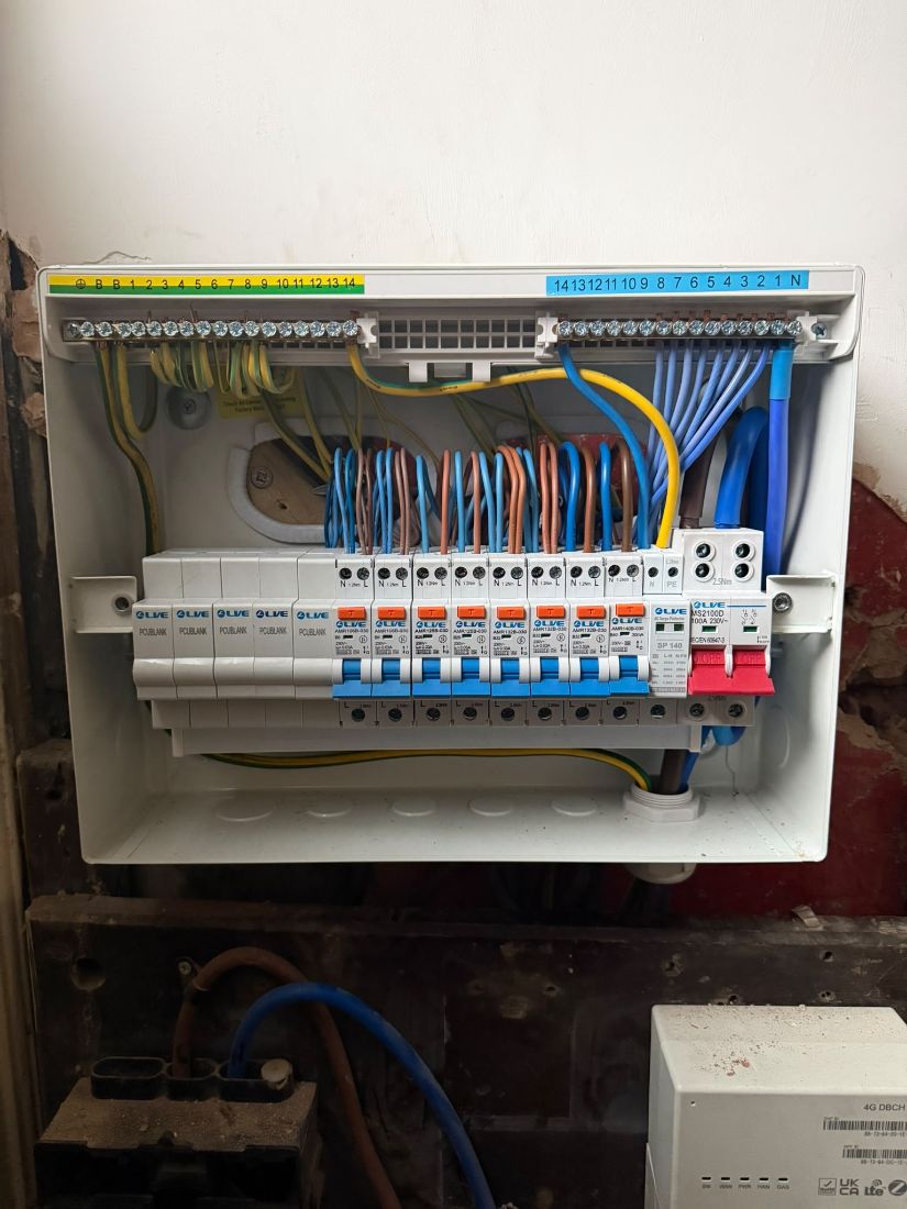 New RCBO consumer unit fitted by Mister Electrics with every conductor dressed